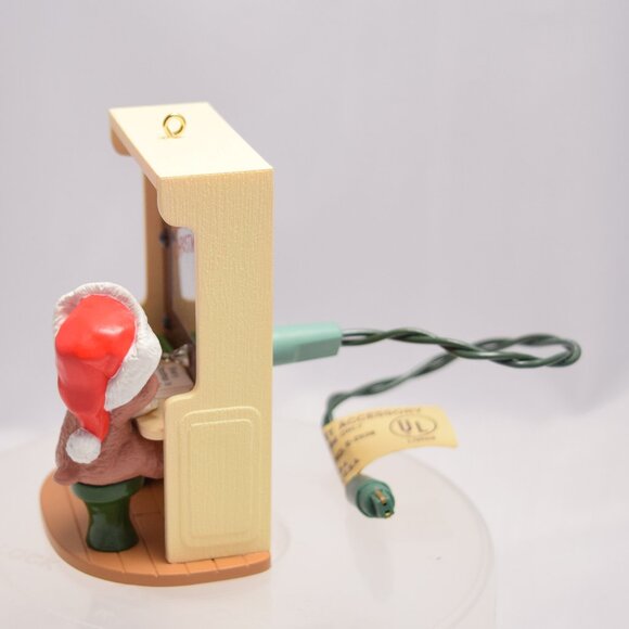 Hallmark Keepsake Ornament Backstage Bear Lights Christmas 1989 Anthropomorphic - Picture 5 of 8